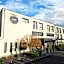 Arrow Hotel