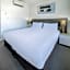 Oaks Nelson Bay Lure Suites