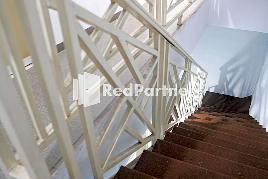 Cosmo Harmoni RedPartner