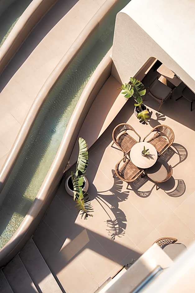 Batis Aero Beachfront Wellbeing Hotel