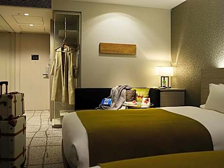 Deluxe - 2 Beds with Bath View, Smoking