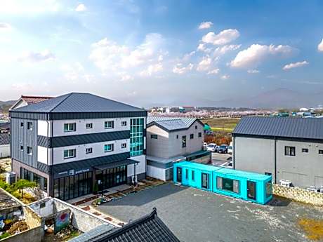 Gyeongju Guesthouse Picnic