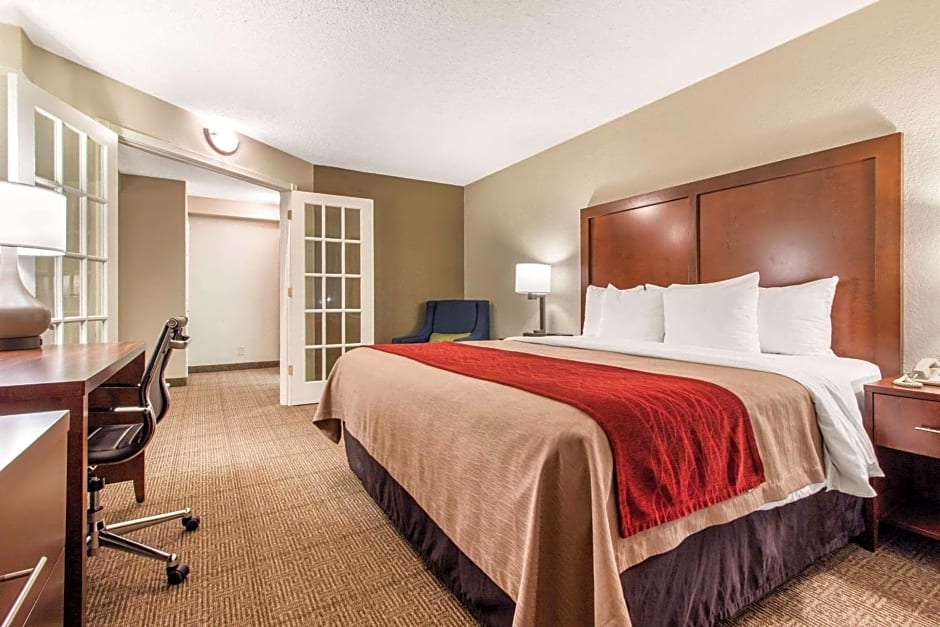 Comfort Inn & Suites Omaha