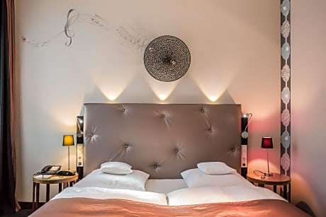 Double Comfort Main Building