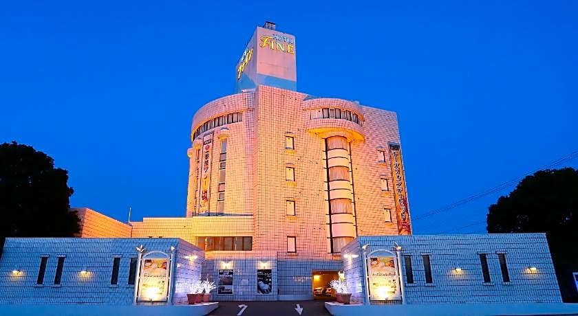 Hotel Fine Garden Kuwana