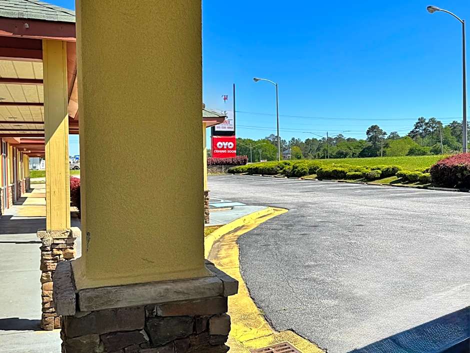 OYO Hotel Phenix City Central