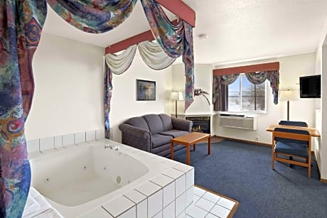 1 Queen Bed Accessible Room Non-Smoking