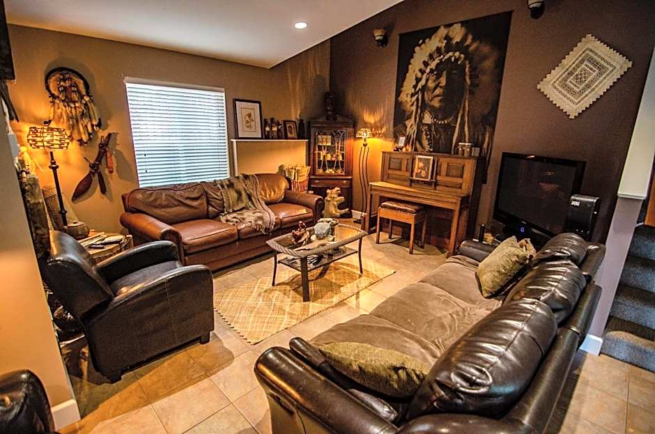 The Fraser River's Edge B&B Lodge
