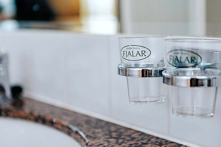 Hotel Fjalar