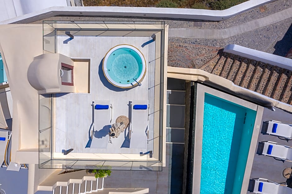 Mythical Blue Luxury Suites