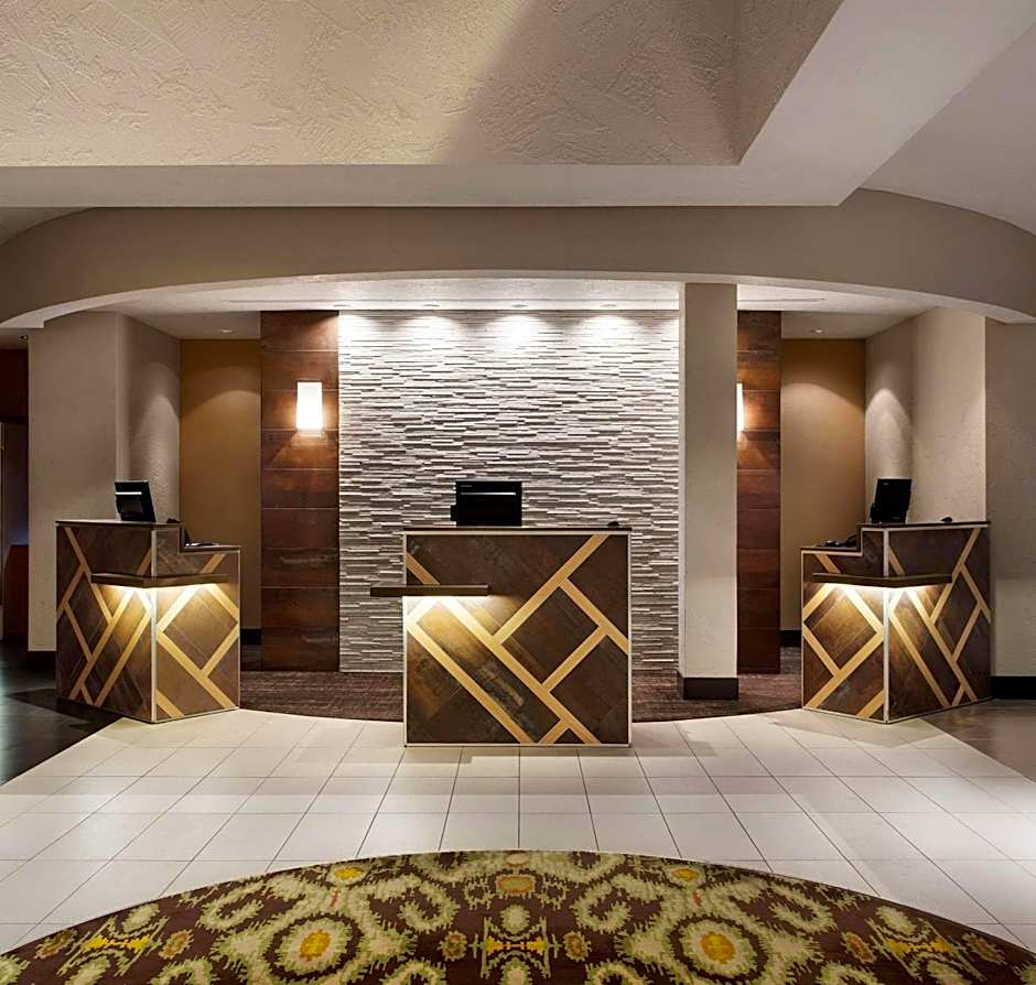 Embassy Suites By Hilton Hotel Phoenix-Tempe