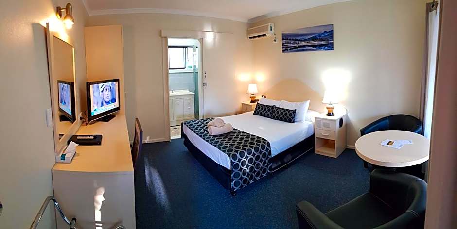 Amber Court Motor Inn
