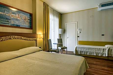 Superior Triple Room