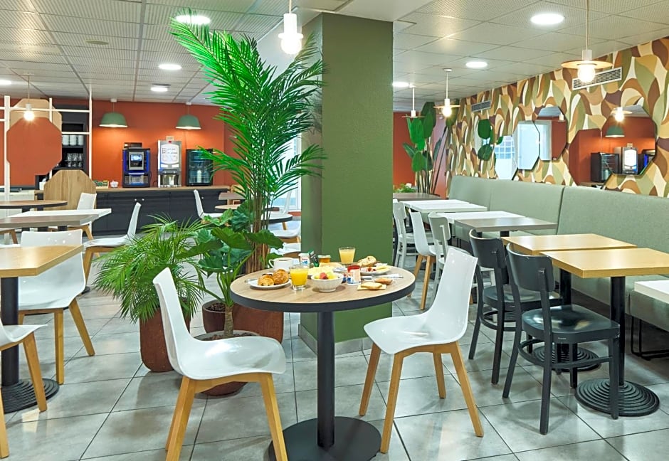 B&B HOTEL Paris Porte de la Villette