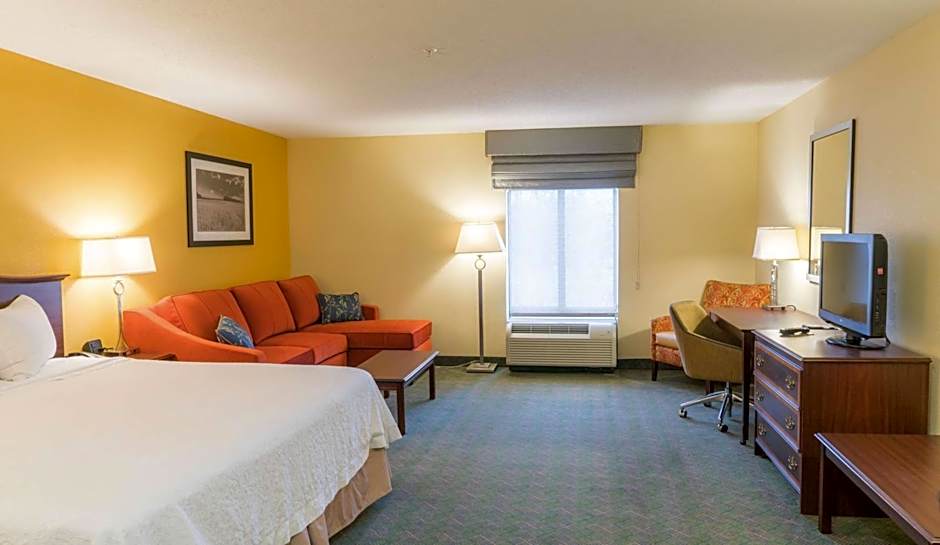 Hampton Inn By Hilton New Philadelphia