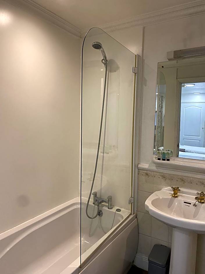 The George Hotel Pangbourne