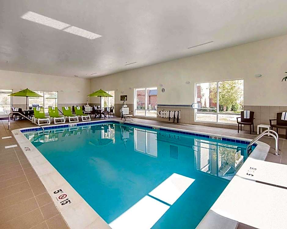 Comfort Suites Marietta