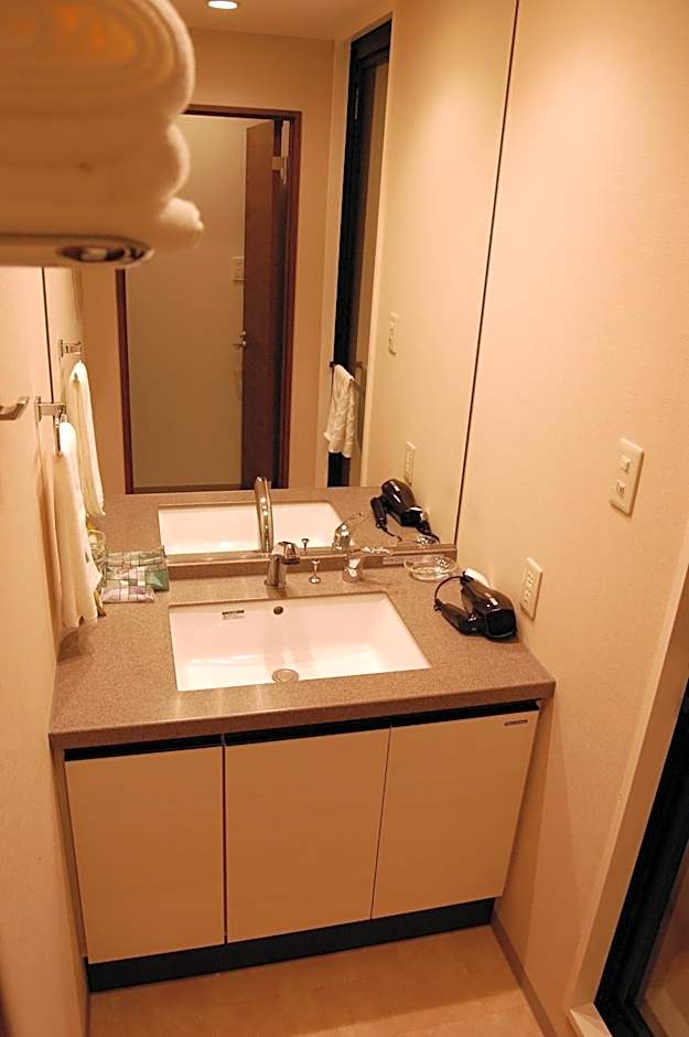 Hakuba Grand Apartments