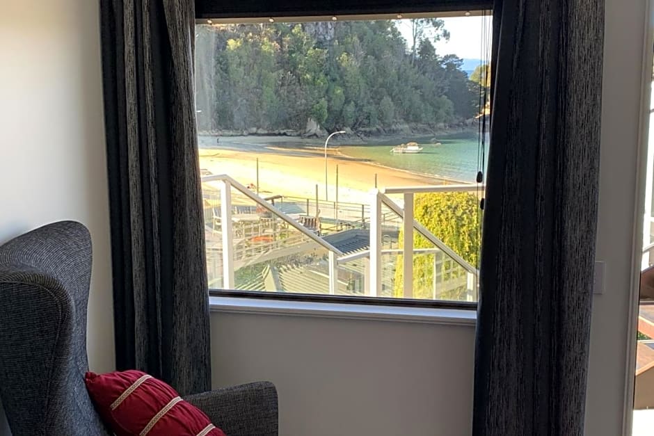 Kaiteriteri Retreat