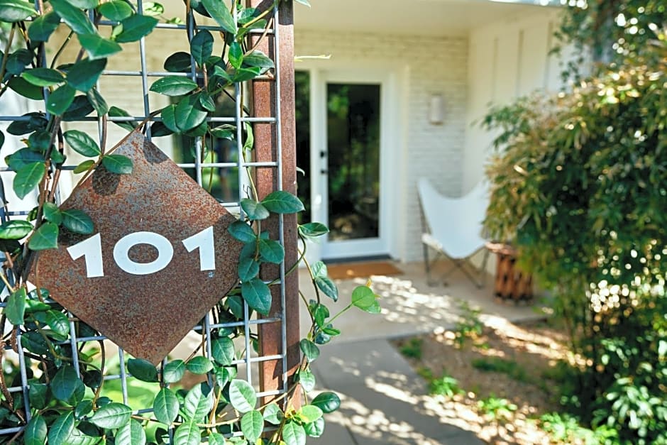 Stagecoach Inn
