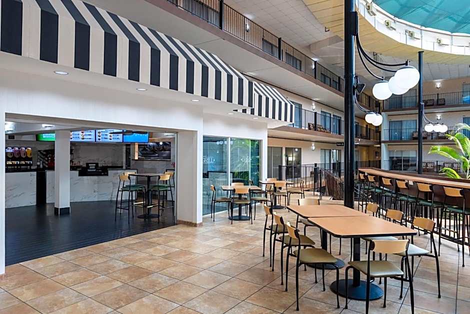 Holiday Inn Des Moines-Airport Conference Center By IHG