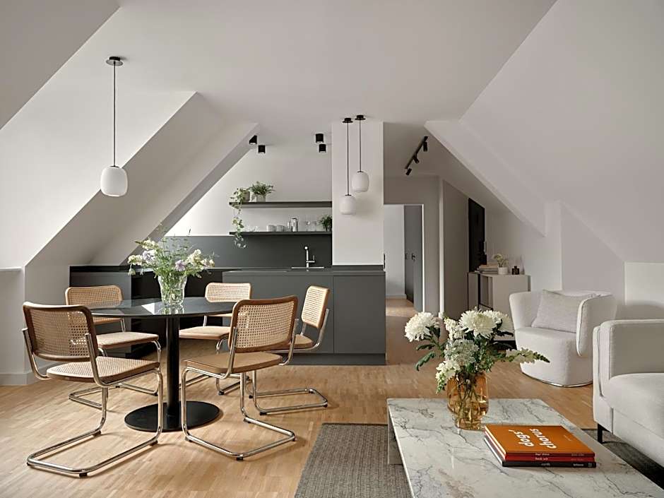 Bob W Munich Schwabing