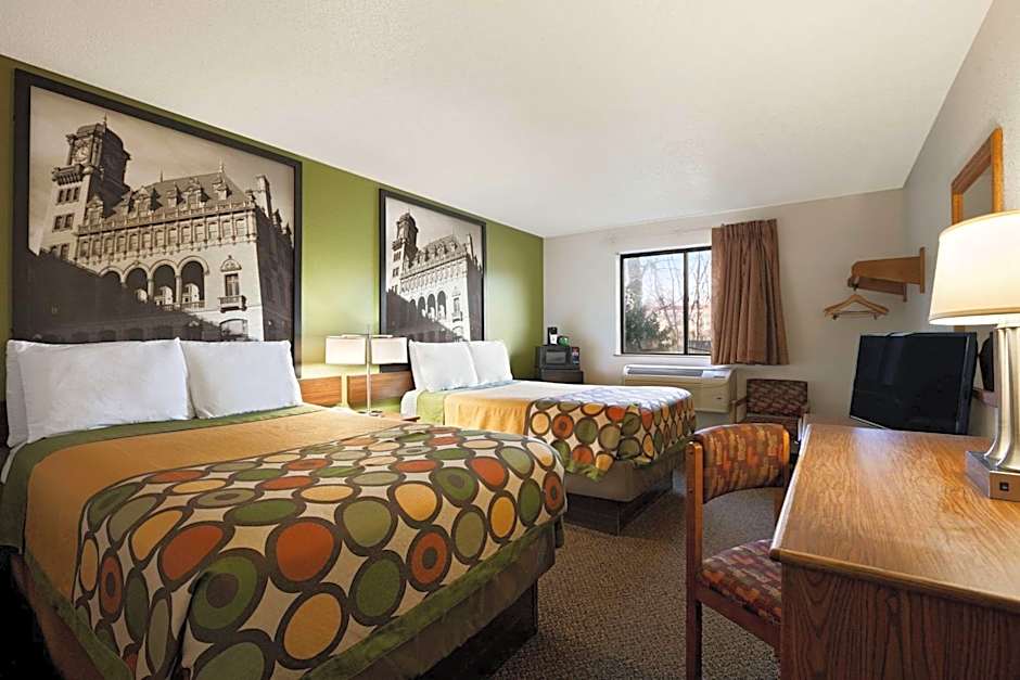 Super 8 by Wyndham Richmond/Chamberlayne Rd