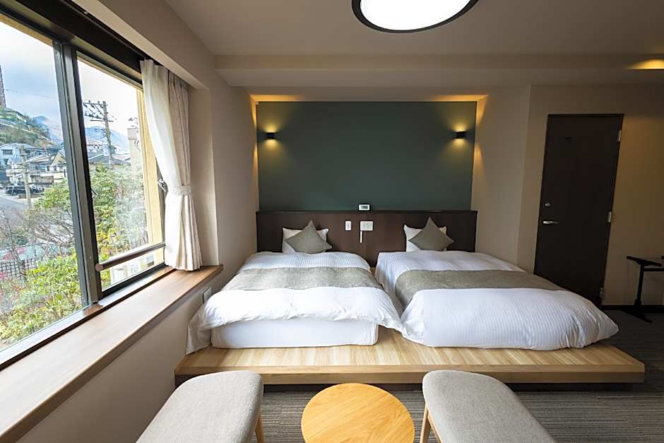 Choubounoyado Shiori