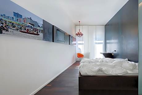 Superior Double Room with Bathtub