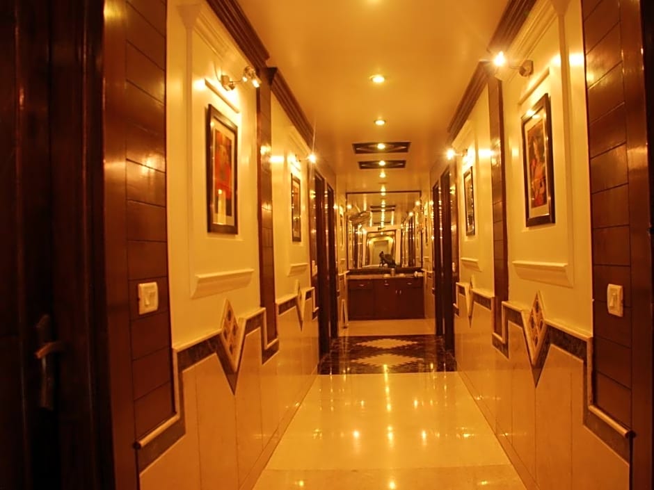 Hotel Shipra International
