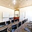 Deloraine Hotel