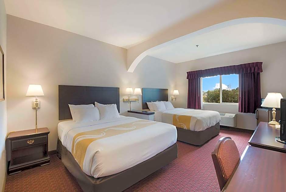 Quality Inn Grand Suites Bellingham