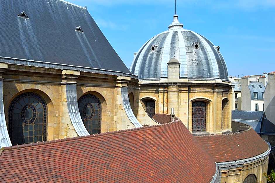 Hotel Lumen Paris Louvre