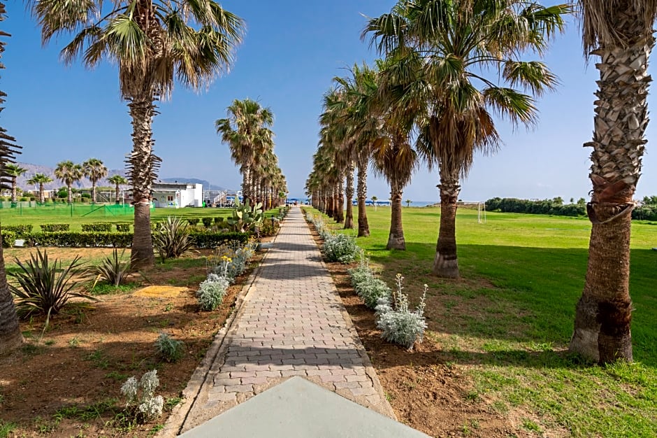 Delfina Tropic Beach