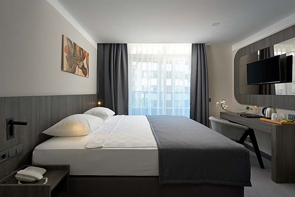 Kaila Krizantem Hotel