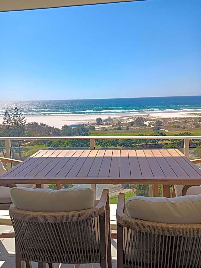 Kirra Surf Apartments