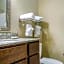 MainStay Suites Hackberry Sportsman's Lodge