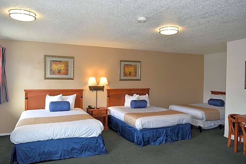 Travelodge by Wyndham Red Bluff South of Redding