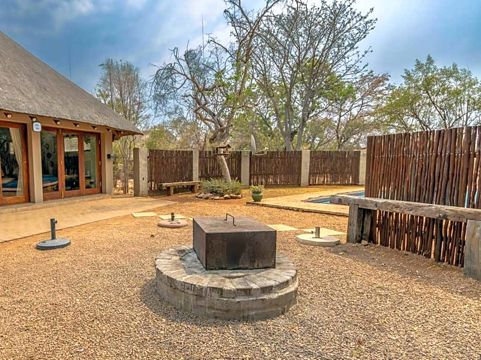 Zebula Golf and Wildlife Estate - Walk of the Eland Pax 12 - Moi Signature Luxury villa