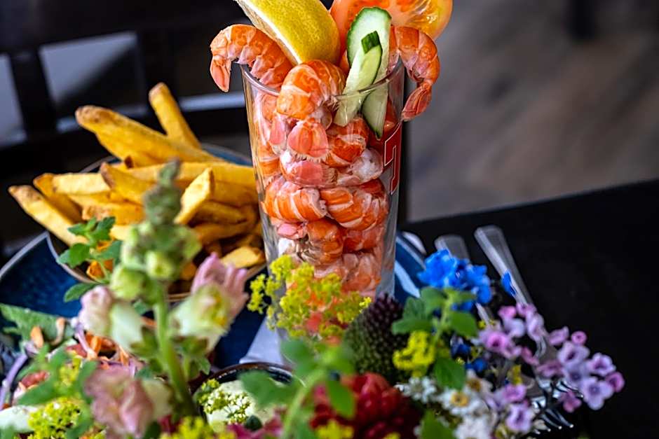 The Upper Largo Hotel & Restaurant