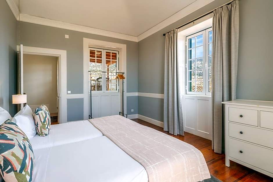 The Wine Lodges by An Island Apart