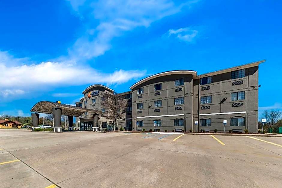 Comfort Inn & Suites Atoka