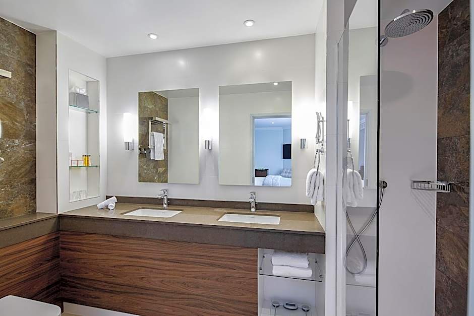 Sir Christopher Wren Hotel & Spa