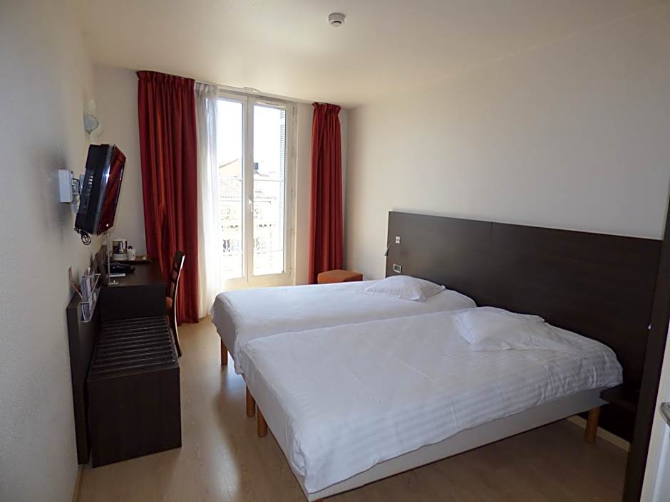 Escale Oceania Marseille Vieux Port