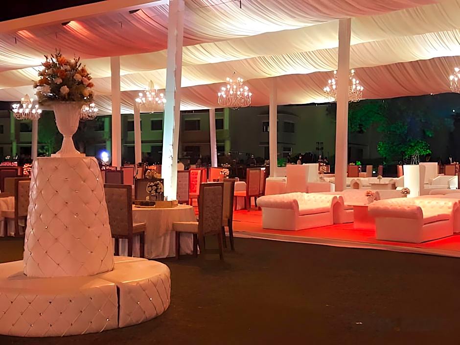 Clarks Khajuraho hotel