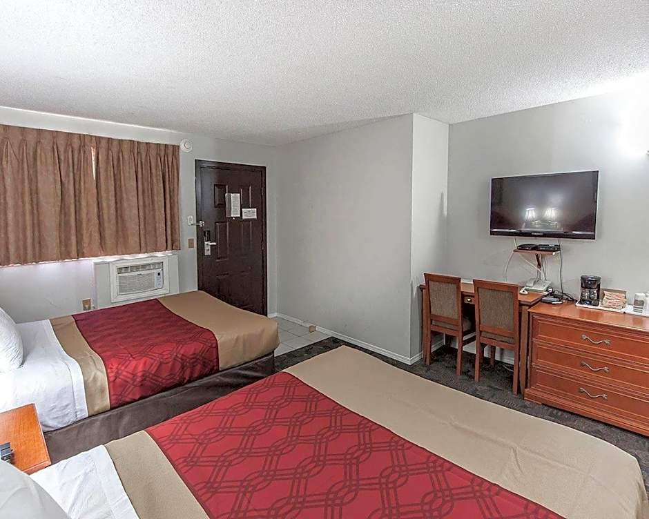 Econo Lodge Inn & Suites Drumheller