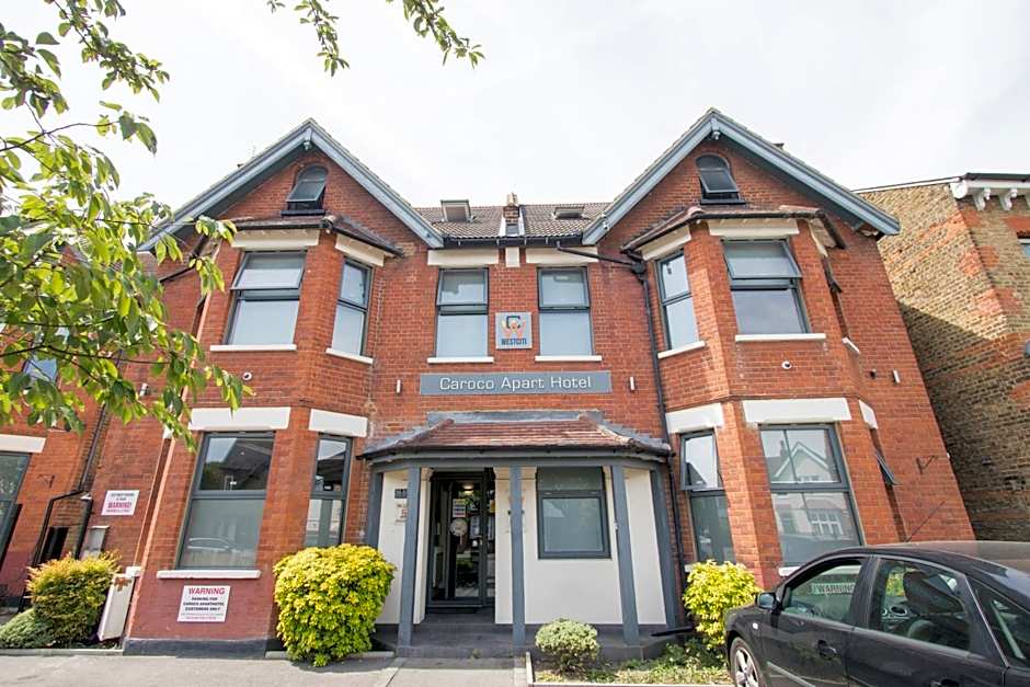 Westciti Caroco Aparthotel
