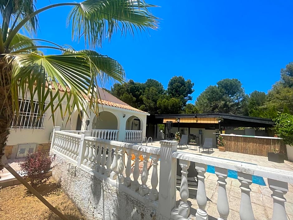 Photo 1 of 30 of Villa la Vida