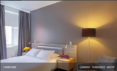 Accessible Queen Room