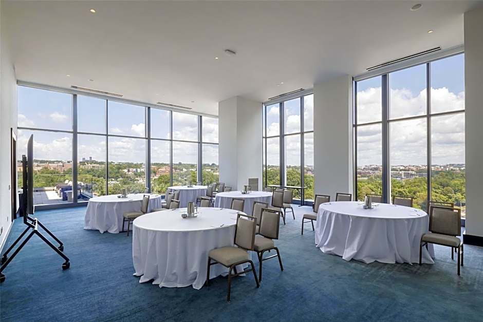 Hilton Arlington Rosslyn The Key